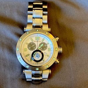 invicta 5198 reserve collection chronograph watch. what you see is what u get.